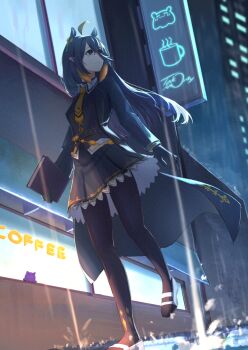 1girl belt black_belt black_coat black_gloves black_pantyhose black_skirt black_vest blonde_hair blue_eyes book closed_mouth coat collared_shirt cosplay ear_ornament ear_tag earrings gloves gradient_hair hair_between_eyes hem_peeking_out highres holding holding_book hololive hololive_english jewelry long_hair long_hair_between_eyes long_sleeves manhattan_cafe_(creeping_shadow)_(umamusume) manhattan_cafe_(umamusume) manhattan_cafe_(umamusume)_(cosplay) mole mole_under_eye multicolored_hair necktie ninomae_ina'nis open_clothes open_coat outdoors pantyhose pleated_skirt pointy_ears puddle purple_hair rain shirt shoes sidewalk single_earring skirt smile solo takomonty tentacle_hair tentacles umamusume uwabaki very_long_hair vest virtual_youtuber white_shirt white_shoes window yellow_necktie