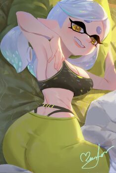 1girl arm_up ass blanket blush breasts fangs grey_hair huge_ass inkling large_breasts looking_at_viewer looking_back lying marie_(splatoon) nintendo on_bed on_stomach open_mouth pink_lips smile solo splatoon_(series) tank_top tentacle_hair twisted_torso yellow_eyes zhang_tian57284