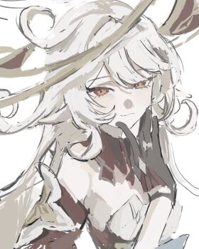 1girl alice_(genshin_impact) black_gloves blonde_hair closed_mouth collar cowlick detached_collar detached_sleeves dress eyelashes genshin_impact gloves gold_halo hand_up highres long_hair looking_at_viewer pippi_c1 pointy_ears red_collar red_eyes red_sleeves sketch smile solo swept_bangs tsurime unfinished white_background white_dress