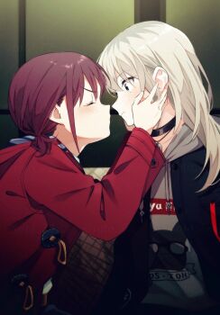 2girls aotsubaki_toto black_choker black_jacket blush brown_hair choker closed_eyes commentary girls_band_cry grey_hair grey_hoodie highres hood hood_down hoodie iseri_nina jacket kawaragi_momoka long_hair long_sleeves low_twintails multicolored_hair multiple_girls red_jacket roots_(hair) short_hair short_twintails twintails watermark watermark_grid yuri