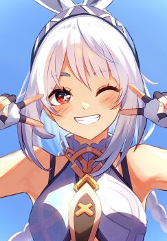 1girl ;d bare_shoulders blue_background blue_hair blue_hairband blush braid crop_top dark_skin double_v fingerless_gloves fish-shaped_pupils genshin_impact gloves grin hairband highres long_hair mualani_(genshin_impact) multicolored_hair one_eye_closed open_mouth red_eyes smile solo symbol-shaped_pupils twin_braids upper_body v white_hair yoi_(a27963244)