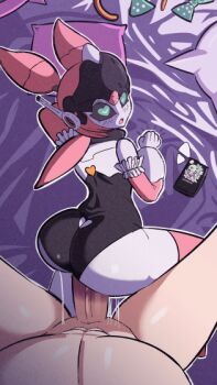 1boy 1girl ahegao alexpl4y16 animated animated_gif aria_(robot)_(zenless_zone_zero) aria_(zenless_zone_zero) ass ass_ripple bed black_sclera bouncing_ass colored_sclera doggystyle green_eyes heart heart-shaped_pupils hetero huge_ass humanoid_robot joints kyojiri_loli large_penis loli looking_at_viewer on_bed penis pink_hair pov quad_tails robophilia robot robot_girl robot_joints sex sex_from_behind sunna_(zenless_zone_zero) symbol-shaped_pupils zenless_zone_zero