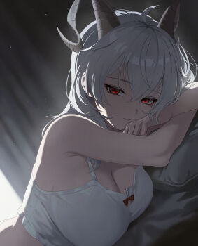1girl alternate_costume armpit_crease bare_shoulders black_horns bow bowtie breasts cleavage closed_mouth commentary crop_top curled_horns ddcc0123 dutch_angle english_commentary grey_hair hair_between_eyes head_rest highres horns large_breasts looking_at_viewer medium_hair on_bed pillow pov_across_bed red_bow red_bowtie red_eyes shirt solo white_shirt wuthering_waves zani_(wuthering_waves)