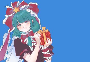 1girl bow box commentary_request front_ponytail gift gift_box green_eyes green_hair holding holding_box kagiyama_hina looking_at_viewer red_bow red_ribbon ribbon sagasaga solo touhou wrist_ribbon
