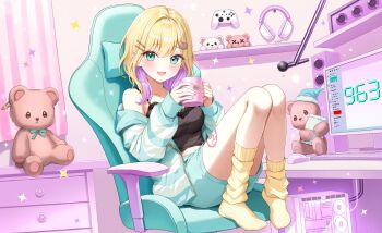 1girl :d absurdres aqua_hoodie aqua_jacket aqua_shorts bear_hair_ornament black_camisole blonde_hair camisole chair colored_inner_hair computer computer_tower cup fang full_body gaming_chair green_eyes hair_ornament hairclip hashtag-only_commentary highres holding holding_cup hood hoodie indoors jacket knees_up kurumi_noah kurumi_noah_(6th_costume) lace-trimmed_camisole lace_trim looking_at_viewer loose_socks medium_hair monitor multicolored_hair no_shoes open_mouth purple_hair shorts sitting skin_fang smile socks solo striped_clothes striped_hoodie striped_jacket stuffed_animal stuffed_toy sunamama4788 swivel_chair teddy_bear teddy_bear_hair_ornament virtual_youtuber vspo! yellow_socks