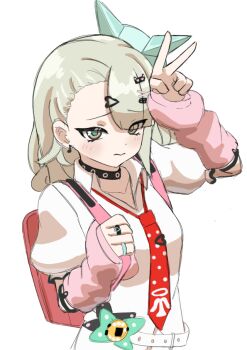 1girl arm_warmers asadaryl bandaid bandaid_hair_ornament black_choker breasts choker collared_shirt commentary_request earrings green_eyes green_hair hair_ornament heisei_retro jewelry medium_breasts multiple_hair_clips musical_note_earrings necktie pink_arm_warmers red_necktie shirt solo striped_arm_warmers sunna_(zenless_zone_zero) two-tone_leg_warmers upper_body v virtual_pet_(toy) white_shirt zenless_zone_zero