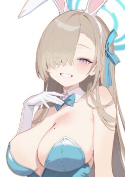 1girl absurdres animal_ears asuna_(blue_archive) asuna_(bunny)_(blue_archive) asymmetrical_bangs bare_shoulders blonde_hair blue_archive blue_bow blue_bowtie blue_eyes blue_halo blue_leotard blue_ribbon bow bowtie breasts chinese_commentary cleavage commentary_request detached_collar fake_animal_ears gloves grin hair_over_one_eye hair_ribbon halo hand_up highres large_breasts leotard long_hair looking_at_viewer mole mole_on_breast nyarnya official_alternate_costume playboy_bunny rabbit_ears ribbon simple_background smile strapless strapless_leotard traditional_bowtie upper_body white_background white_gloves