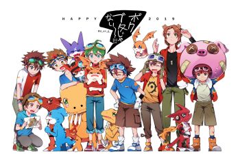 2019 agumon agumon_(digimon_savers) akashi_tagiru black_shirt blue_shirt brown_hair chinese_zodiac cho-hakkaimon daimon_masaru_(digimon_savers) digimon digimon_adventure digimon_adventure_02 digimon_frontier digimon_savers digimon_tamers digimon_universe:_appli_monsters digimon_xros_wars digimon_xros_wars:_toki_wo_kakeru_shounen_hunter-tachi dinosaur dragon english_text flame_print fur-trimmed_jacket fur_trim gatchmon goggles goggles_on_head green_eyes group_picture guilmon gumdramon highres in-franchise_crossover jacket kanbara_takuya kudou_taiki matsuda_takato motomiya_daisuke multicolored_hair natsuki_(aisae) patamon pig print_jacket red_hair red_jacket red_vest reptile shirt short_hair shoutmon_king_ver. simple_background twitter_username two-tone_hair v-mon vest white_background year_of_the_pig