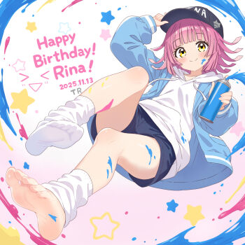 1girl barefoot baseball_cap blush feet hat highres leg_warmers long_hair looking_at_viewer love_live! love_live!_nijigasaki_high_school_idol_club pink_hair shorts single_sock smile socks soles spray_can tennoji_rina toes tr_(pixiv67424465) white_socks yellow_eyes