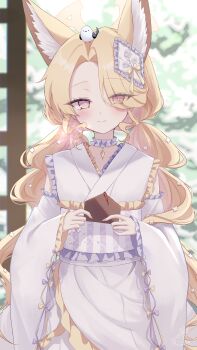1girl absurdres animal animal_ear_fluff animal_ears animal_on_head bird bird_on_head blonde_hair blue_archive closed_mouth commentary_request detached_sleeves eyes_visible_through_hair fox_ears fox_girl hair_over_one_eye halo highres japanese_clothes kimono klee-on long_hair looking_at_viewer on_head pink_eyes seia_(blue_archive) smile solo twintails white_kimono wide_sleeves yellow_halo