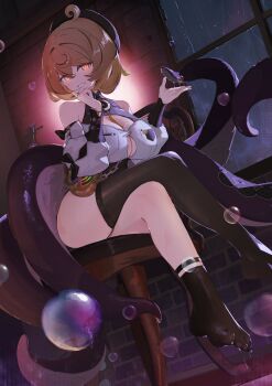 1girl absurdres bare_shoulders beret black_hat blonde_hair breasts bubble button_gap chair cleavage commentary_request cowlick crossed_legs cthlo detached_sleeves glowing glowing_eyes grin hair_between_eyes hat head_rest high-waist_shorts highres indoors large_breasts looking_at_viewer mole mole_under_mouth no_shoes on_chair parted_lips purple_eyes rain ringed_eyes shirt short_hair shorts single_sock single_thighhigh sitting slime_(substance) smile socks solo suction_cups tentacle_girl tentacle_tail tentacles thighhighs white_shirt white_sleeves window yidhari_murphy zenless_zone_zero