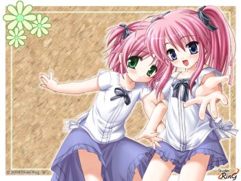 2girls asakura_maina asakura_yuuna blue_eyes blush foreshortening green_eyes hajimete_no_oisha-san long_hair multiple_girls nanami_to_konomi_no_oshiete_abc pink_hair short_hair siblings sin-go sisters twins twintails very_long_hair