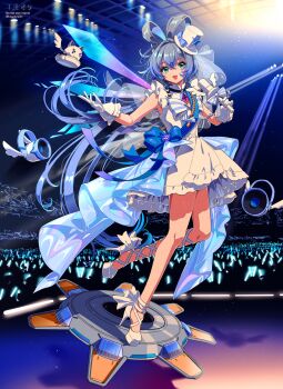 1girl :d absurdres aqua_eyes blue_hair commentary_request dress frilled_dress frills full_body gloves glowstick gradient_hair grey_hair hair_rings hat highres holding holding_microphone kisumi_rei long_hair looking_at_viewer luo_tianyi microphone mini_hat multicolored_hair open_mouth penlight_(glowstick) sash shoes smile solo star_(symbol) top_hat twitter_username very_long_hair vocaloid white_dress white_gloves white_hat white_shoes
