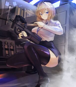 1girl arktic black_thighhighs blonde_hair blue_eyes breasts bullpup gun highres large_breasts magazine_(weapon) medium_hair office_lady original p90 pencil_skirt personal_defense_weapon reloading skirt smile solo submachine_gun taking_cover thighhighs weapon