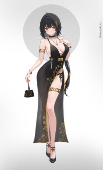 1girl alternate_costume backless_dress backless_outfit bag bare_shoulders black_dress black_hair black_shoes black_shorts blush bow breasts cleavage commentary dress english_commentary female_rover_(wuthering_waves) full_body hair_intakes hand_up haruyuki_(karem) highres holding holding_bag jewelry large_breasts long_hair looking_at_viewer low_ponytail necklace ponytail rover_(wuthering_waves) see-through_clothes shoes short_shorts shorts side_slit sideboob smile solo tacet_mark_(wuthering_waves) wuthering_waves yellow_eyes