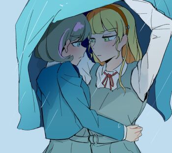 2girls blonde_hair blue_eyes blue_jacket blush closed_mouth commentary_request dress ear_blush green_eyes grey_dress grey_hair hairband hand_on_another&#039;s_waist heanna_sumire highres improvised_umbrella jacket long_sleeves love_live! love_live!_superstar!! monchin multiple_girls outdoors pinafore_dress purple_streaks rain red_hairband shirt sleeveless sleeveless_dress tang_keke white_shirt yuri