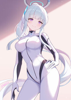 1girl alternate_costume blue_archive bodysuit breasts closed_mouth commentary_request halo hand_on_own_hip highres large_breasts long_hair looking_at_viewer noa_(blue_archive) ponytail purple_eyes smile solo unishaho white_bodysuit white_hair white_halo