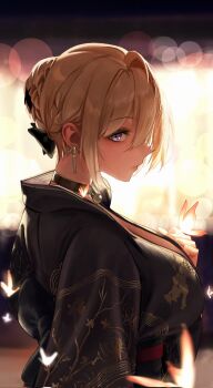 1girl alternate_costume black_choker black_kimono blurry blurry_background breasts bug butterfly choker cleavage closed_mouth evelyn_chevalier from_side hair_up highres insect japanese_clothes kimono large_breasts looking_at_viewer purple_eyes sidelocks solo yjjwonm zenless_zone_zero