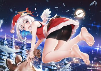 1girl :d amane_kanata angel_wings barefoot belt bike_shorts bike_shorts_under_skirt black_shorts blue_hair bob_cut boots breasts brown_belt brown_boots casino_(casinoep) chinese_commentary colored_inner_hair commentary_request cropped_shirt duplicate falling_feathers feathered_wings feathers full_body full_moon fur-trimmed_headwear fur-trimmed_shirt fur-trimmed_skirt fur_trim grey_hair halo hat highres holding holding_sack hololive looking_at_viewer midair mini_wings miniskirt moon multicolored_hair night open_mouth outdoors pink_streaks pom_pom_(clothes) purple_eyes red_hat red_shirt red_skirt sack santa_costume santa_hat shirt short_hair shorts single_hair_intake skirt sleeveless sleeveless_shirt small_breasts smile snow soles solo star_halo streaked_hair teeth tilted_halo toes unworn_boots upper_teeth_only virtual_youtuber white_wings wings
