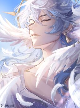 1boy blue_sky closed_eyes collarbone collared_shirt commentary earrings english_commentary eyelashes falling_feathers feathered_wings feathers hair_between_eyes halo head_wings highres honkai:_star_rail honkai_(series) jewelry male_focus parted_lips piercing shirt sky solo spiked_halo sunday_(honkai:_star_rail) twitter_username vankusman white_feathers white_hair white_shirt wings