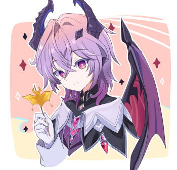 1boy black_shirt closed_mouth commentary_request cropped_torso genshin_impact gloves gradient_hair hair_between_eyes hand_up highres holding jacket looking_at_viewer male_focus mini_durin_(genshin_impact) mini_durin_(human)_(genshin_impact) motoi_ayumu multicolored_hair pink_background pink_hair purple_hair purple_jacket red_eyes red_wings shirt smile solo upper_body white_gloves wings