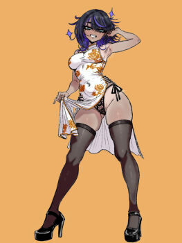 1girl armpits black_hair black_panties black_shoes black_thighhighs breasts china_dress chinese_clothes clothes_lift covered_navel dark-skinned_female dark_skin dress dress_lift eyebrows_hidden_by_hair from_below full_body gluteal_fold green_eyes groin hair_between_eyes hand_in_own_hair high_heels highres johnnyjo0 large_breasts lifting_own_clothes looking_at_viewer looking_down multicolored_hair open_mouth original panties purple_hair sharp_teeth shoes short_hair simple_background smile solo sparkle stiletto_heels teeth thighhighs tomboy two-tone_hair underwear white_dress yellow_background