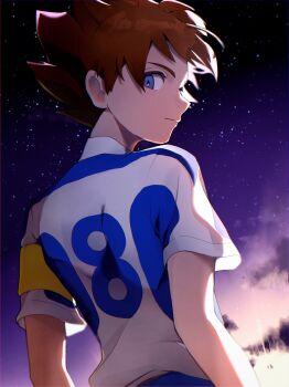 1boy absurdres armband blue_eyes brown_hair closed_mouth cloud commentary cowboy_shot dame! dusk hashtag-only_commentary highres inazuma_eleven_(series) inazuma_eleven_go looking_back looking_to_the_side male_focus matsukaze_tenma night night_sky parted_bangs short_hair short_sleeves sideways_glance sky soccer_uniform solo sportswear star_(sky) star_(symbol) starry_sky yellow_armband