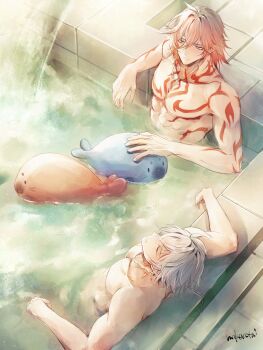 2boys abs antenna_hair arm_tattoo artist_name blonde_hair blush braid chest_tattoo closed_eyes commentary_request facial_tattoo gradient_hair highres honkai:_star_rail honkai_(series) makaretaiyo male_focus medium_hair multicolored_hair multiple_boys mydei_(honkai:_star_rail) neck_tattoo parted_bangs partially_submerged phainon_(honkai:_star_rail) red_hair red_tattoo shared_bathing short_hair side_braid signature sun_symbol sun_tattoo tan tattoo toned toned_male topless_male white_hair yellow_eyes