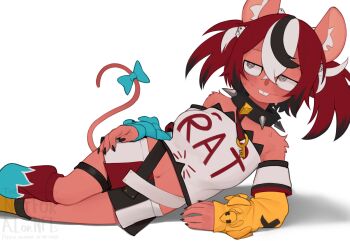 1girl @_@ animal_ear_fluff animal_ears bare_shoulders black_hair black_nails blue_bow blush body_fur bow breasts buck_teeth clothes_writing collar commentary detached_sleeves dice_hair_ornament english_commentary feet_out_of_frame furrification furry furry_female hair_between_eyes hair_ornament hakos_baelz halloween_baelz hand_on_own_thigh highres hololive hololive_english key long_sleeves looking_to_the_side lying medium_breasts medium_hair midriff mouse_ears mouse_girl mouse_tail multicolored_hair navel nervous_sweating on_side pleated_skirt red_fur red_hair simple_background skirt smile solo spiked_collar spikes streaked_hair sweat tail tail_bow tail_ornament teeth twintails virtual_youtuber watermark white_background white_hair yoako