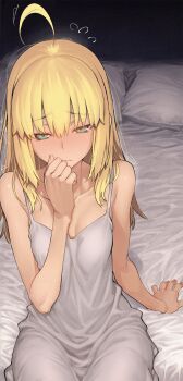 1girl absurdres ahoge artoria_pendragon_(fate) bare_shoulders bed blonde_hair blush breasts cleavage commentary fate/stay_night fate_(series) green_eyes hair_between_eyes hair_down hand_up highres kamisato_sora long_hair looking_at_viewer nightgown on_bed pillow saber_(fate) sitting sleeveless small_breasts solo untranslatable_commentary white_nightgown