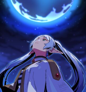 1girl batta_16-sei capelet earrings elf frieren full_moon green_eyes highres jewelry long_hair looking_up meme moon night night_sky outdoors parted_lips pointy_ears shirt sky solo sousou_no_frieren striped_clothes striped_shirt twintails upper_body upward_angle_frieren_drawing_(meme) white_capelet white_hair