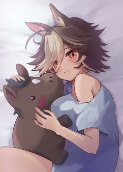 1girl ahoge animal_ear_fluff animal_ears blush_stickers breasts brown_eyes brown_hair closed_mouth grey_hair highres holding horse horse_ears horse_girl maru_run multicolored_hair second-party_source short_hair star_(symbol) star_in_eye symbol_in_eye tomoe_umari two-tone_hair umarmy_(tomoe_umari) v-dere virtual_youtuber