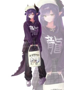 absurdres ayatsuno_yuni bag black_pants black_skirt closed_mouth commentary_request dragon_girl dragon_horns dragon_tail fang full_body hat highres holding holding_bag horns ipipi_owo jewelry korean_commentary korean_text long_hair long_sleeves looking_at_viewer necklace pants pants_under_skirt parted_bangs plaid_clothes plaid_skirt print_sweater purple_hair purple_sweater sakihane_huya shoes skin_fang skirt sleeves_past_wrists sneakers standing stellive straight_hair sweater tail translation_request two_side_up virtual_youtuber white_background white_hat yellow_eyes zoom_layer