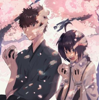 1boy 1other absurdres ahoge awapontasu black_hair blue_eyes bracelet braid brown_eyes cherry_blossoms commentary_request eating fate/samurai_remnant fate_(series) food food_on_face height_difference highres holding holding_food jewelry miyamoto_iori_(fate) onigiri open_mouth smile tree yamato_takeru_(fate)