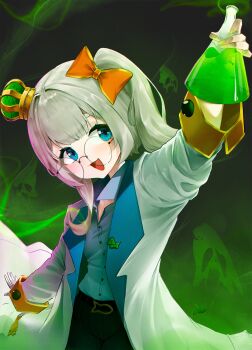 1girl absurdres beaker blue_eyes bow crown deal_snda glasses glowing green_liquid green_theme hair_bow hair_ornament highres holding_beaker lab_coat looking_at_viewer marimari_(vtuber) open_mouth pants phase_connect ponytail potion round_eyewear shirt short_hair smile smoke solo upper_body virtual_youtuber white_hair