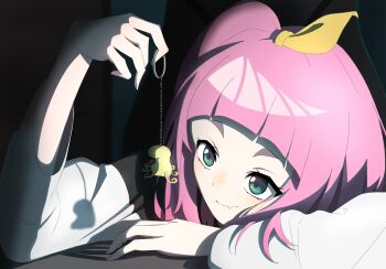 1girl arched_bangs charm_(object) closed_mouth commentary fang green_eyes hair_ribbon highres long_sleeves nobunaga_(nbng_g) one_eye_closed pink_hair ribbon shirt skin_fang solo watase_kiui white_shirt yellow_ribbon yoru_no_kurage_wa_oyogenai