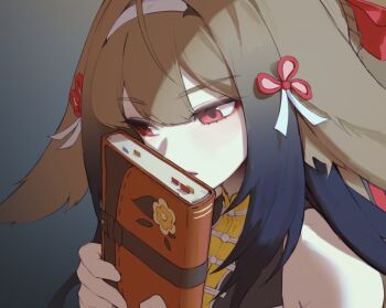 1girl 2bmm2 bare_shoulders book brown_hair chinese_clothes clover clover_hair_ornament commentary droopy_ears floral_print grey_background hair_ornament hairband holding holding_book long_hair open_mouth portrait red_hair shadow solo unfinished white_hairband ye_shunguang zenless_zone_zero