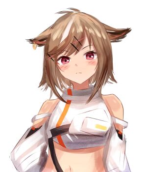 1girl animal_ear_piercing animal_ears arknights bare_shoulders blush_stickers brown_hair closed_mouth commentary_request crop_top cropped_shirt cutter_(arknights) cutter_(wiping_knife)_(arknights) hair_ornament hairclip highres looking_at_viewer multicolored_hair navel official_alternate_costume partial_commentary pink_eyes shirt short_hair simple_background solo streaked_hair upper_body white_background white_hair white_shirt x_hair_ornament yoi_(a27963244)