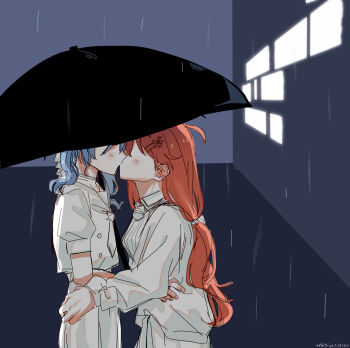 2girls black_umbrella blue_hair blush commentary hair_ornament hairclip hanbaagaakunkan hand_on_another's_waist highres hololive hoshimachi_suisei jacket kiss long_hair multiple_girls outdoors rain red_hair sakura_miko shirt skirt umbrella virtual_youtuber white_jacket white_shirt white_skirt yuri