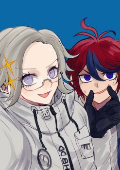 2boys absurdres ahoge anger_vein aotsuki_eito black_gloves black_streaks blue_background blue_eyes breast_pocket commentary drawstring fingersmile forced_smile glasses gloves grey_hair highres jacket kawati looking_at_viewer male_focus multicolored_hair multiple_boys open_mouth pocket purple_eyes red_hair short_hair simple_background smile sparkle streaked_hair sumino_takumi sweatdrop the_hundred_line_-last_defense_academy- two-tone_hair white_jacket zipper_pull_tab
