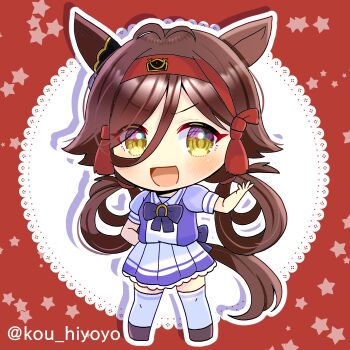 1girl :d animal_ears antenna_hair blush bow brown_eyes brown_hair brown_shoes chibi commentary_request doily full_body hair_between_eyes hair_rings hairband horse_ears horse_girl horse_tail kou_hiyoyo multicolored_hair no_reason_(umamusume) open_mouth outline pleated_skirt puffy_short_sleeves puffy_sleeves purple_bow purple_shirt red_background red_hair red_hairband shirt shoes short_sleeves skirt smile solo standing star_(symbol) streaked_hair tail thighhighs twitter_username umamusume v-shaped_eyebrows white_outline white_skirt white_thighhighs