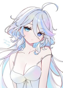 1girl ahoge alternate_costume bare_shoulders blue_eyes blue_pupils blue_streaks breasts cleavage closed_mouth commentary dress drop_shadow furina_(genshin_impact) genshin_impact hair_between_eyes heterochromia highres long_hair looking_at_viewer medium_breasts multicolored_hair sleeveless sleeveless_dress solo spaghetti_strap strap_slip streaked_hair tennensui_(midorinokaibutu4500) twitter_username very_long_hair white_dress white_hair