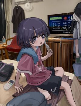 2girls absurdres bag barefoot bed black_jacket black_shorts chair child controller hat highres holding holding_bag hotel_room indoors jacket multiple_girls open_mouth original plastic_bottle purple_eyes purple_hair purple_shirt remote_control shirt short_sleeves shorts sitting table television towel unworn_bag unworn_hat unworn_headwear unworn_jacket wanigumo