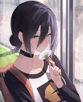 1girl absurdres black_choker black_hair blush brown_bag chainsaw_man choker collarbone commentary flower gerbera green_eyes grenade_pin hair_between_eyes highres holding holding_flower long_hair_between_eyes long_sleeves looking_ahead raglan_sleeves rain reze_(chainsaw_man) smile solo two-tone_shirt upper_body yuuki02