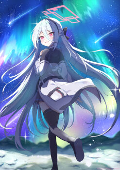 1girl :d absurdres aurora backlighting black_bow black_hairband black_skirt black_thighhighs blue_archive blush bow bright_pupils commentary_request double-parted_bangs film_grain floating_hair full_body hair_between_eyes hair_bow hairband half_updo halo hand_up happy highres ice_night328 jacket kei_(blue_archive) kei_(new_body)_(blue_archive) long_hair long_hair_between_eyes long_sleeves looking_at_viewer looking_back miniskirt night open_clothes open_jacket open_mouth outdoors pink_halo pleated_skirt rectangular_halo red_eyes school_uniform shooting_star sidelocks skirt smile solo standing standing_on_one_leg thighhighs twitter_username very_long_hair white_hair white_jacket white_pupils zettai_ryouiki