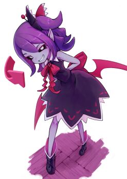 Rule 34 | 1girl, absurdres, arms behind back, arrow (symbol), black boots, black dress, black sclera, boots, breasts, caffeine1023, collared dress, colored sclera, colored skin, commentary request, dress, grin, hair ribbon, highres, looking at viewer, musume (yuunama), pointy ears, purple hair, purple skin, red wings, ribbon, simple background, sleeveless, sleeveless dress, small breasts, smile, solo, standing, white background, wings, yuusha no kuse ni namaiki da