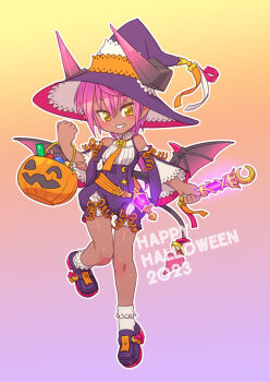 1girl 2023 bare_shoulders dark-skinned_female dark_skin demon_girl demon_horns demon_tail demon_wings detached_sleeves full_body gradient_background halloween halloween_bucket halloween_costume hat highres holding holding_wand horns jack-o&#039;-lantern lantern original pink_hair pointy_ears puffy_shorts shoes short_hair shorts smile socks solo susagane tail teeth wand white_socks wings witch witch_hat yellow_eyes