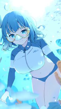1girl :t ahoge backlighting bikini blue_archive blue_bikini blue_eyes blurry blurry_foreground breasts caustics closed_mouth commentary coral crop_top cropped_rash_guard curvy depth_of_field diving_mask foot_out_of_frame freediving goggles green_halo halo highres holding_breath large_breasts long_sleeves looking_at_viewer midriff navel nekopote official_alternate_costume overexposure raglan_sleeves rash_guard saki_(blue_archive) saki_(swimsuit)_(blue_archive) short_hair solo stomach swimsuit underwater v-shaped_eyebrows wispy_bangs zipper