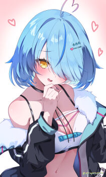 1girl :d absurdres ahoge black_choker black_jacket blue_hair blue_streaks breasts choker cleavage commentary_request fishnet_top fishnets fur-trimmed_jacket fur_trim hair_over_one_eye hand_up heart heart_ahoge highres hololive jacket large_breasts looking_at_viewer navel off_shoulder official_alternate_costume official_alternate_hairstyle open_mouth poruporupriiin short_hair simple_background smile solo sports_bra stomach swept_bangs teeth upper_body upper_teeth_only virtual_youtuber white_sports_bra yellow_eyes yukihana_lamy yukihana_lamy_(cyber)