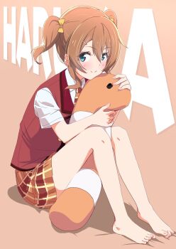1girl absurdres ajapar barefoot blue_eyes blush closed_mouth collared_shirt commentary_request dress_shirt highres hugging_object konoe_haruka looking_at_viewer love_live! love_live!_nijigasaki_high_school_idol_club miniskirt necktie orange_necktie orange_skirt plaid_clothes plaid_necktie plaid_skirt red_vest school_uniform shinonome_academy_school_uniform shirt short_hair skirt smile solo split_mouth toes twintails vest white_shirt